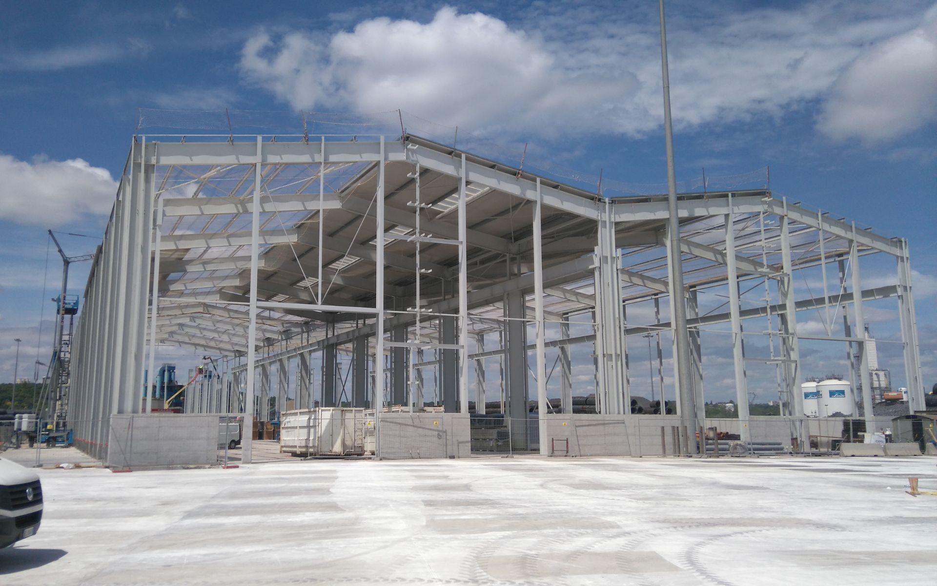 Bâtiment industriel en construction en Tunisie