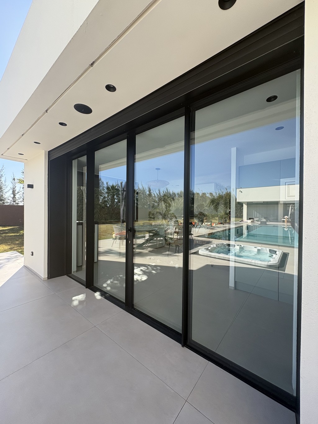 Portes fenêtres aluminium modernes en Tunisie