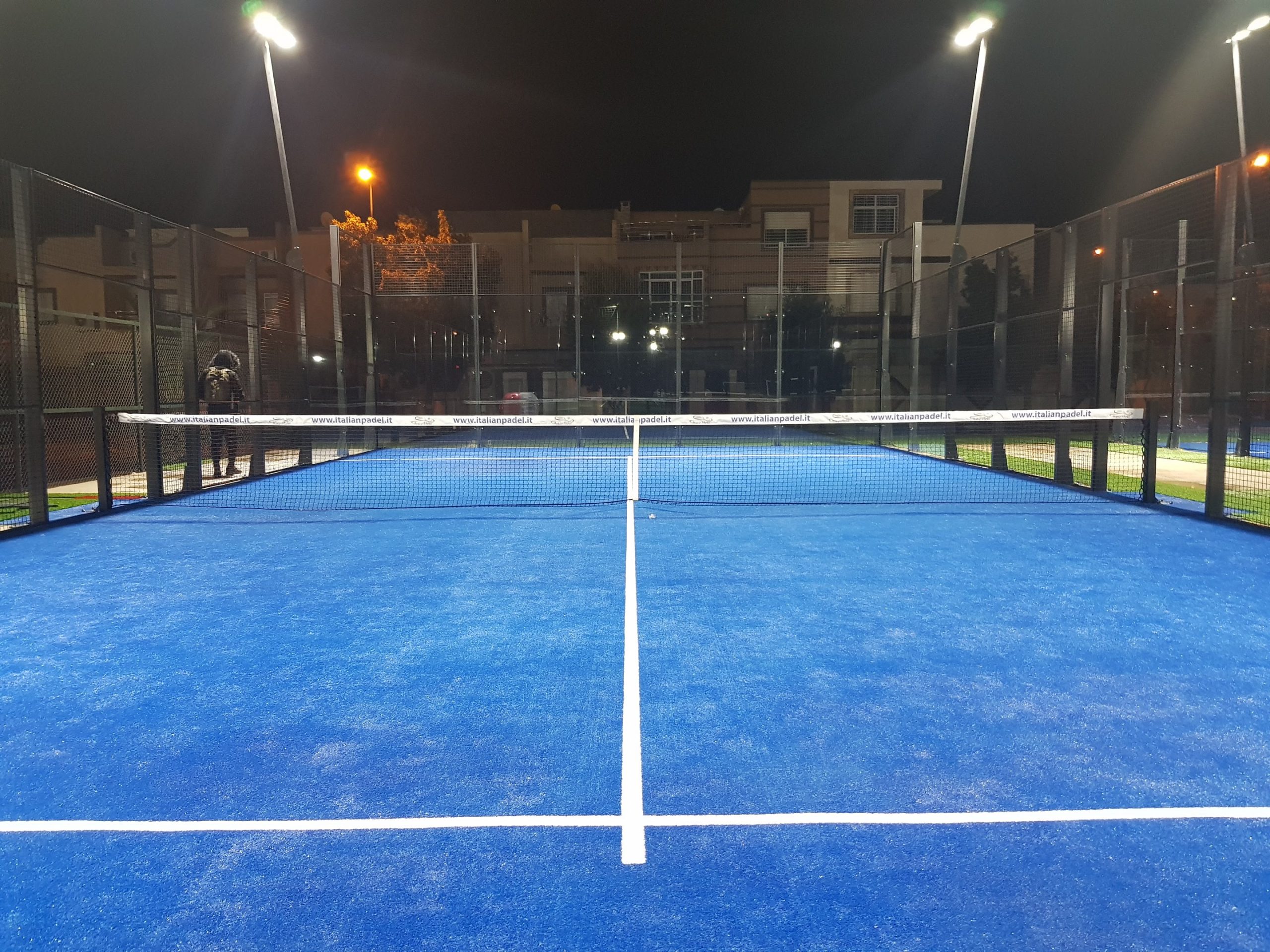 Éclairage terrain de padel en Tunisie