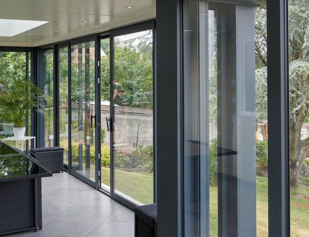 Atelier menuiserie aluminium en Tunisie pour fabrication sur mesure